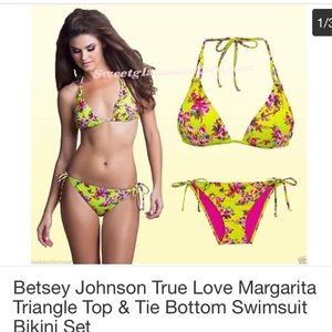 Betsy Johnson True Love Margarita SET 🌊